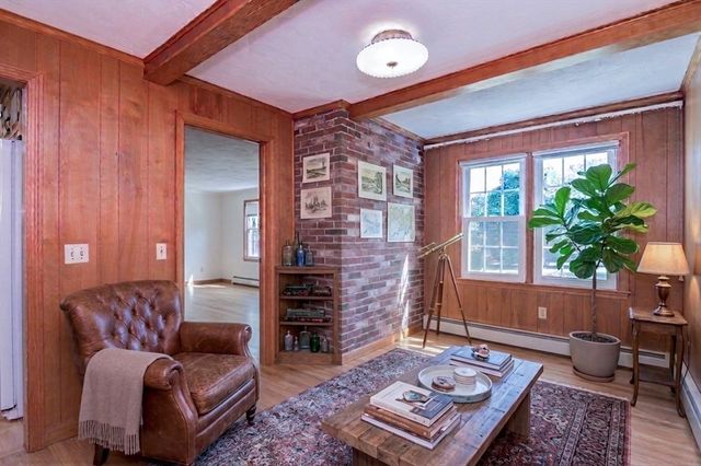 208 Rolling Ridge Rd, Amherst, MA 01002