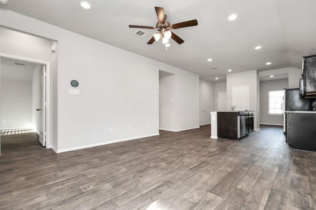 9847 Laurel Lake Lane, Conroe, TX 77384