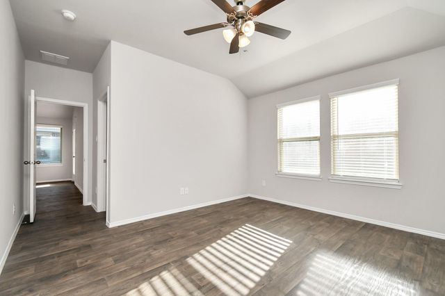 9847 Laurel Lake Lane, Conroe, TX 77384