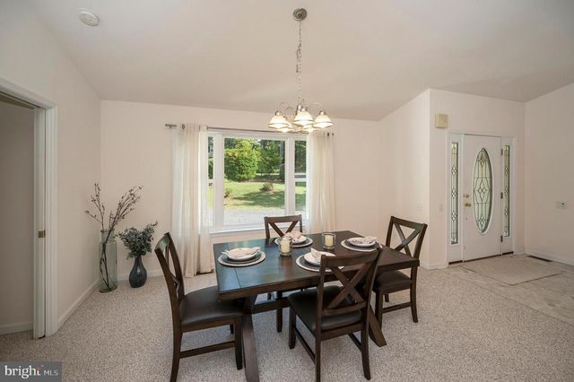 322 BIRCHSIDE CIR, Locust Grove, VA 22508