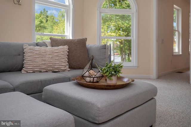 322 BIRCHSIDE CIR, Locust Grove, VA 22508