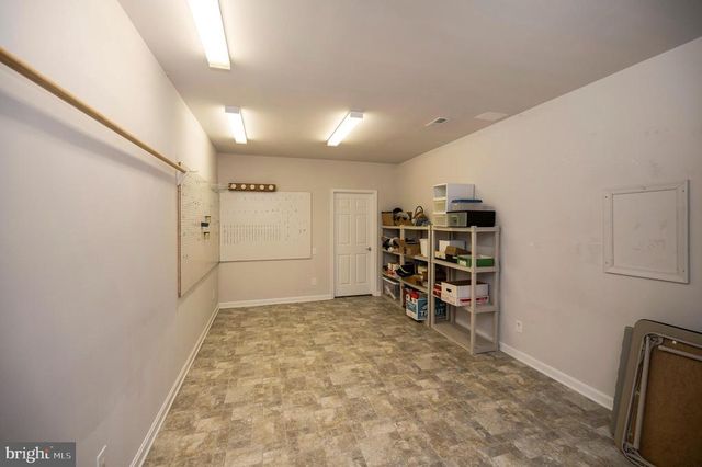 322 BIRCHSIDE CIR, Locust Grove, VA 22508