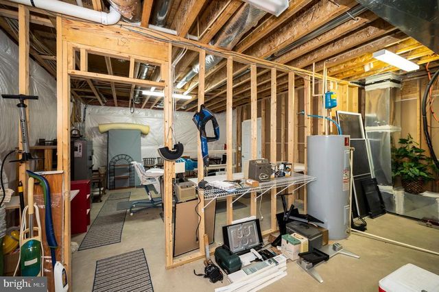 322 BIRCHSIDE CIR, Locust Grove, VA 22508