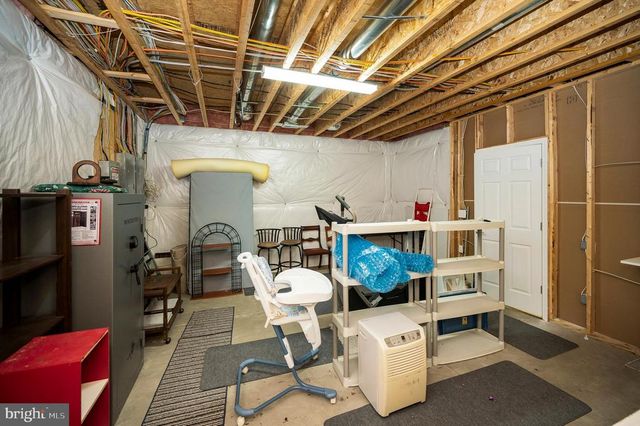 322 BIRCHSIDE CIR, Locust Grove, VA 22508