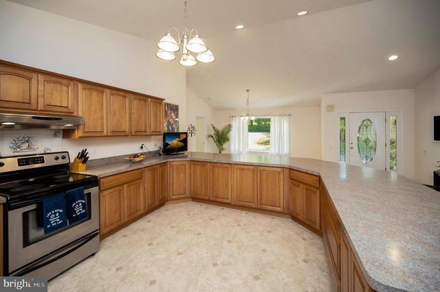 322 BIRCHSIDE CIR, Locust Grove, VA 22508