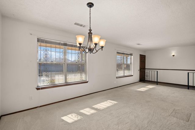 8219 San Francisco Road NE, Albuquerque, NM 87109