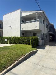 331 Cameron Place 7, Glendale, CA 91207