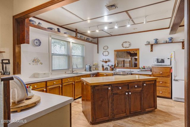 411 Wiggins Road, Lafayette, LA 70503