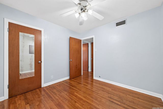 255 THOMPSON PL, San Antonio, TX 78225