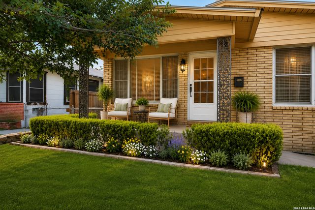 255 THOMPSON PL, San Antonio, TX 78225