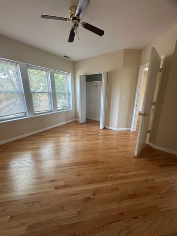 3110 N LOCKWOOD Avenue 2N, Chicago, IL 60641