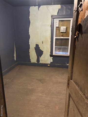 6112 Helen Street, Detroit, MI 48211