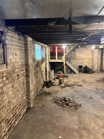 6112 Helen Street, Detroit, MI 48211