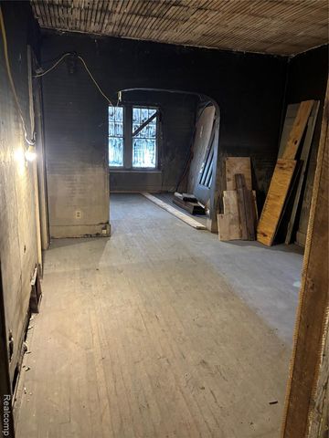 6112 Helen Street, Detroit, MI 48211