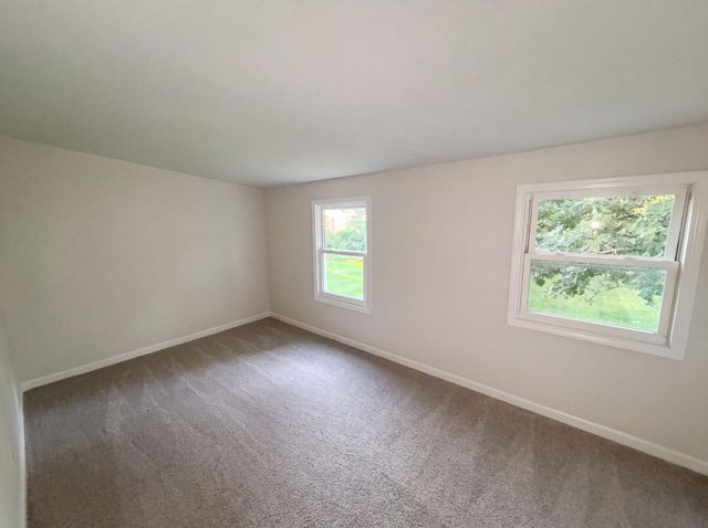 2084 Hillview Road, Mounds View, MN 55112