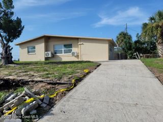 1700 Chaucer Road, Titusville, FL 32780