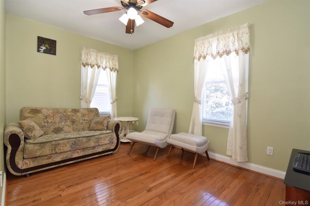17 Lake Avenue, Yonkers, NY 10703
