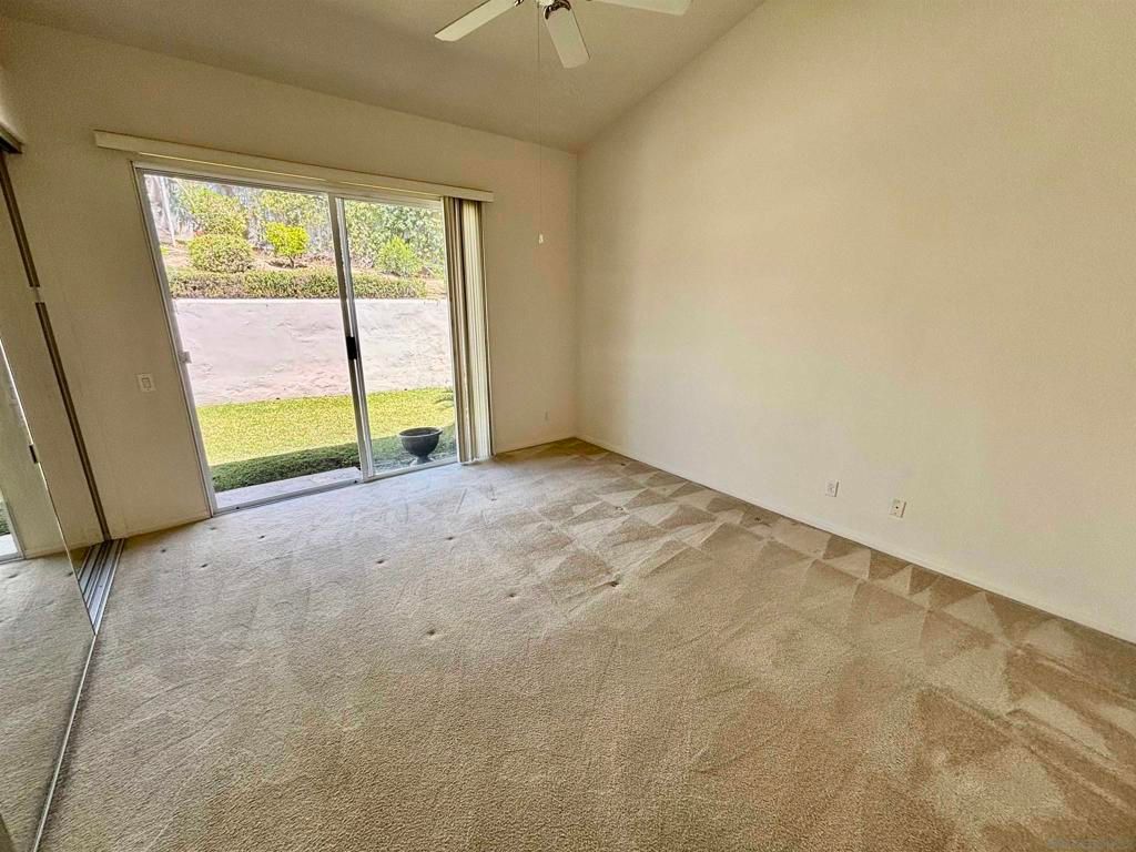 Image 17 of property listing at 653 Cantara Ln, Vista, CA 92081