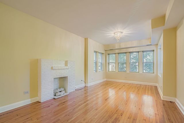 6327 N FRANCISCO Avenue 1, Chicago, IL 60659