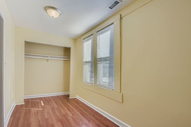 6327 N FRANCISCO Avenue 1, Chicago, IL 60659