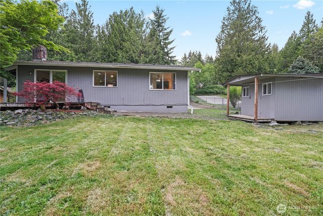 70 E Huckleberry Drive, Grapeview, WA 98546