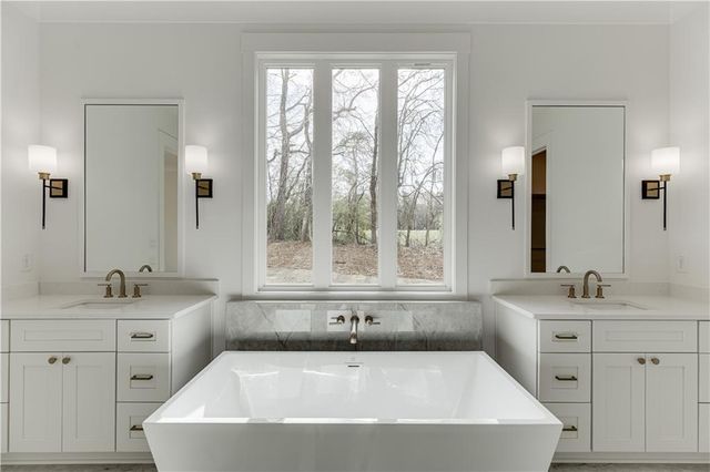 128 Ivey Trace Court, Pendergrass, GA 30567