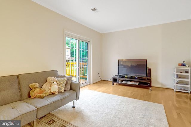 6167 CASTLETOWN WAY, Alexandria, VA 22310