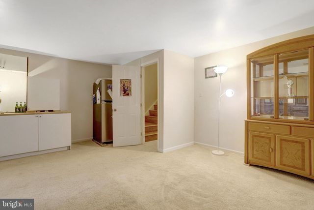 6167 CASTLETOWN WAY, Alexandria, VA 22310