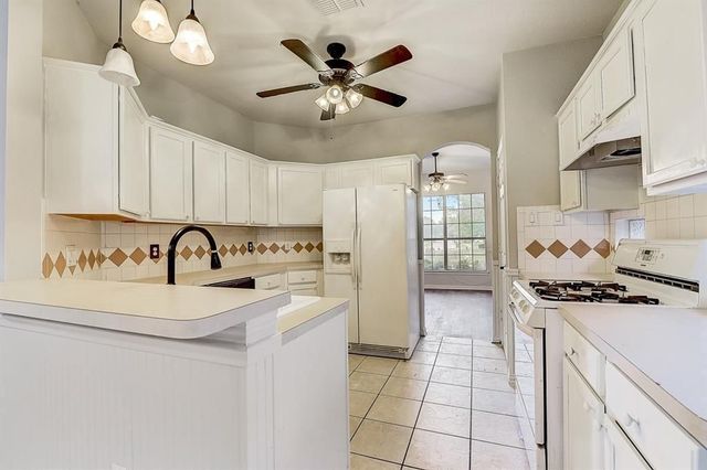 200 Courtney Lane, Mckinney, TX 75071