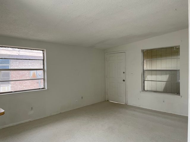 8154 SAINT ANDREW Lane, C, El Paso, TX 79907