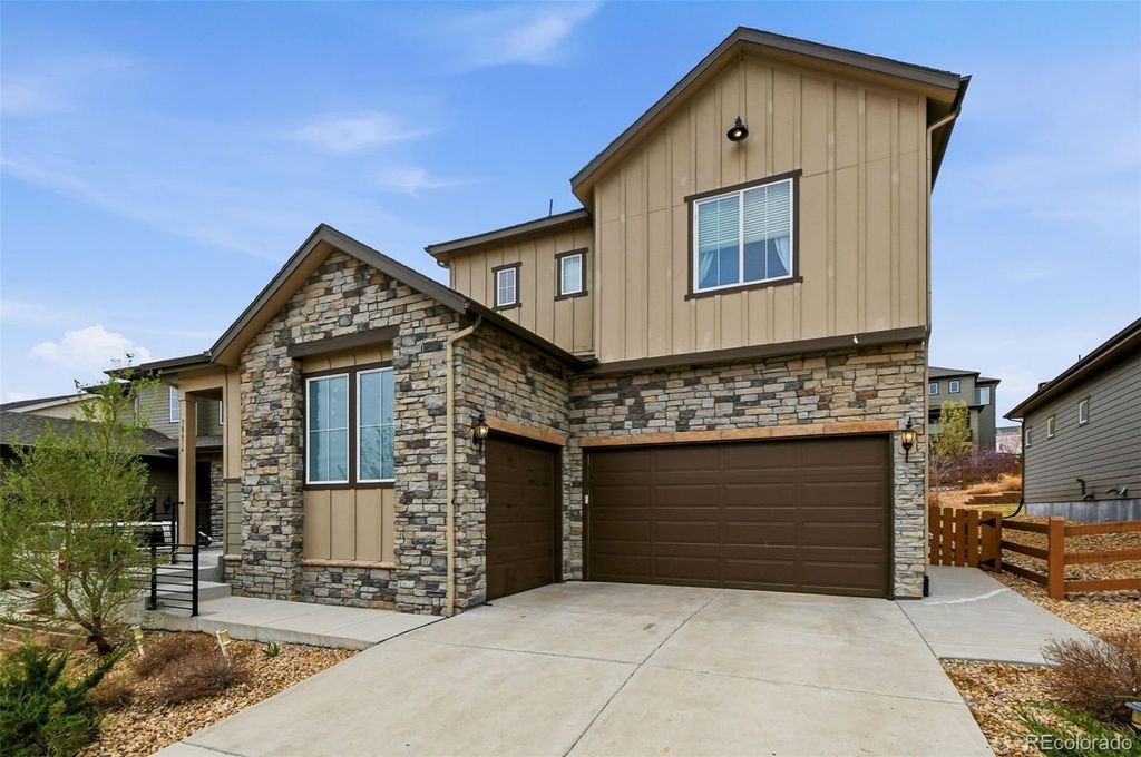 18676 W 93rd Avenue, Arvada, CO 80007