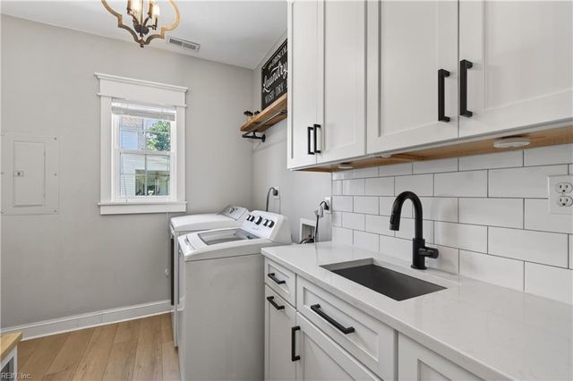 1068 Scenic BLVD, Chesapeake, VA 23322