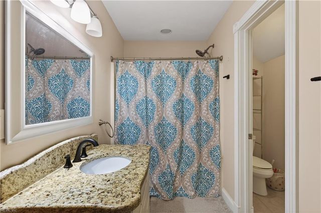 1068 Scenic BLVD, Chesapeake, VA 23322