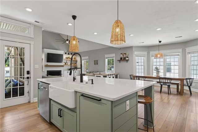 1068 Scenic BLVD, Chesapeake, VA 23322