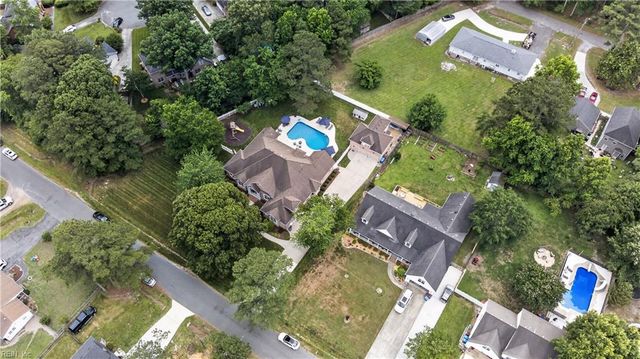 1068 Scenic BLVD, Chesapeake, VA 23322