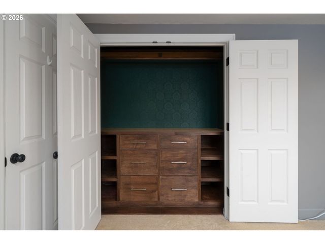 425 WELEBER St, Oregon City, OR 97045