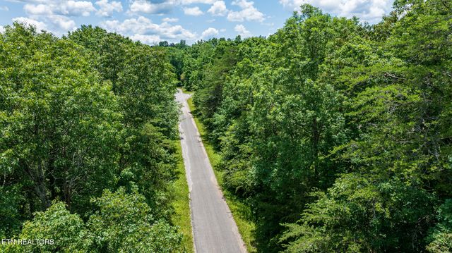 5011 Ostego Drive, Crossville, TN 38572