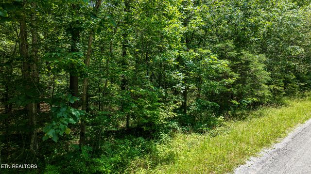 5011 Ostego Drive, Crossville, TN 38572