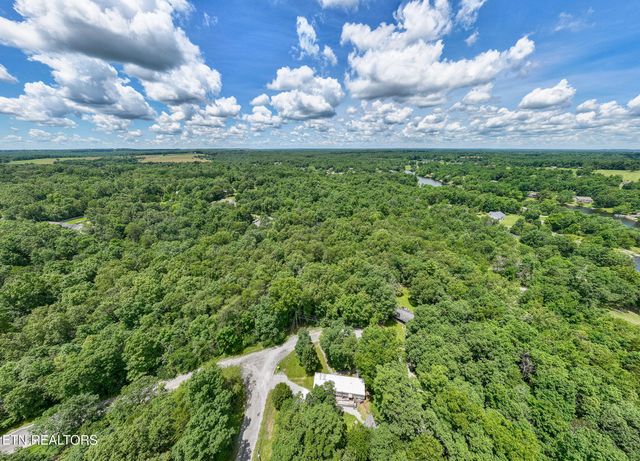 5011 Ostego Drive, Crossville, TN 38572