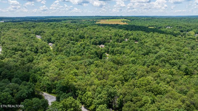 5011 Ostego Drive, Crossville, TN 38572