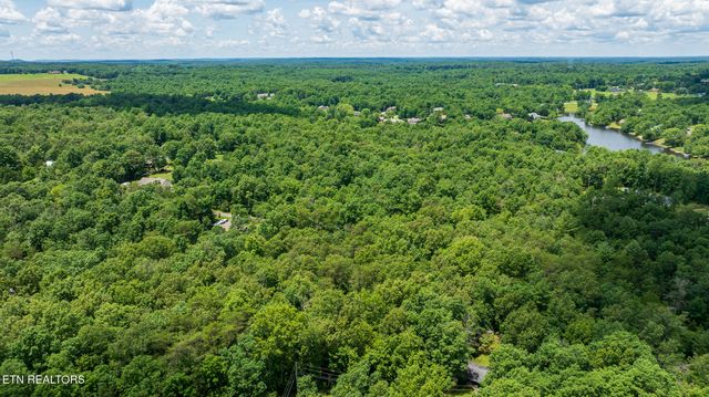 5011 Ostego Drive, Crossville, TN 38572