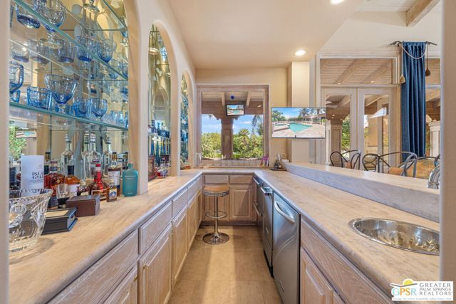 71150 N Thunderbird Terrace, Rancho Mirage, CA 92270