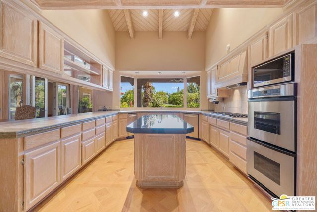 71150 N Thunderbird Terrace, Rancho Mirage, CA 92270