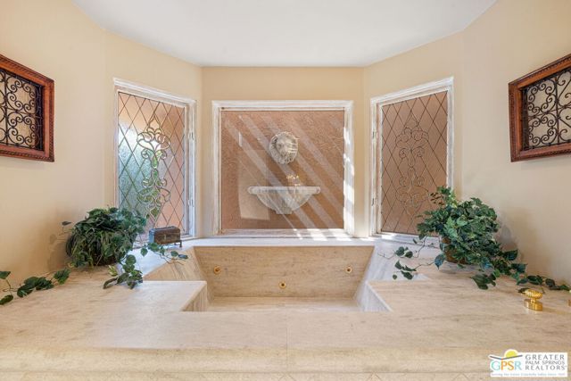 71150 N Thunderbird Terrace, Rancho Mirage, CA 92270