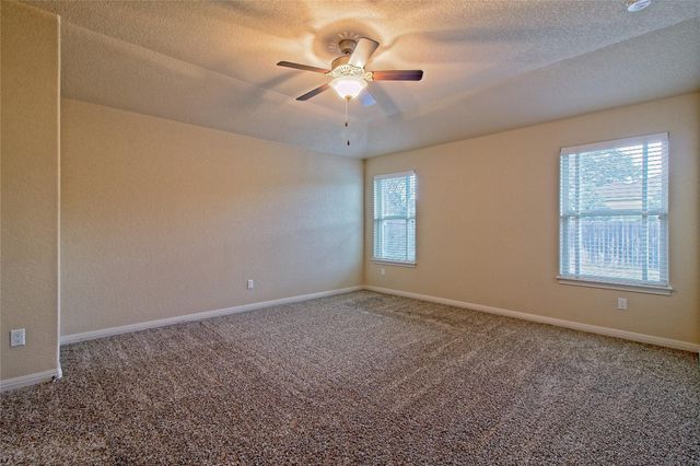 713 Hedgewood DR, Georgetown, TX 78628