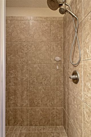 713 Hedgewood DR, Georgetown, TX 78628