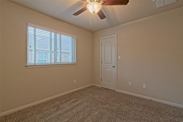 713 Hedgewood DR, Georgetown, TX 78628