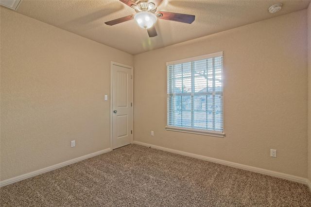 713 Hedgewood DR, Georgetown, TX 78628