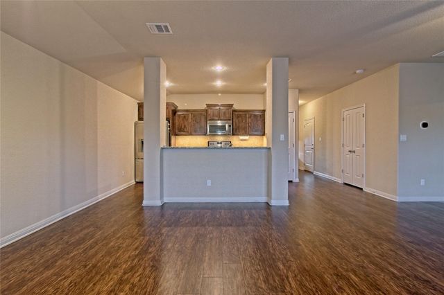 713 Hedgewood DR, Georgetown, TX 78628