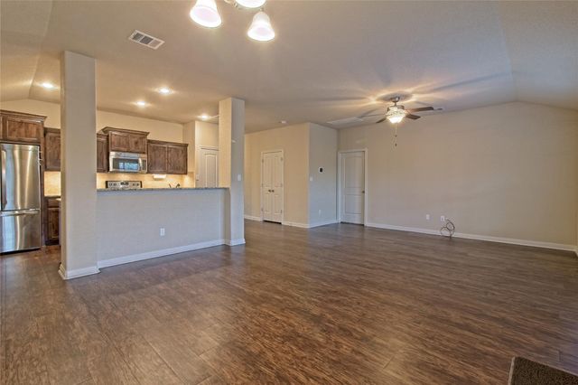 713 Hedgewood DR, Georgetown, TX 78628